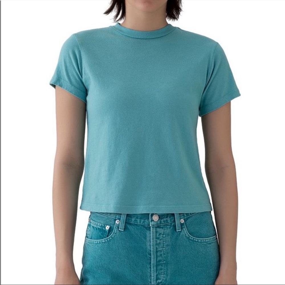 AGOLDE / Revolve baby tee